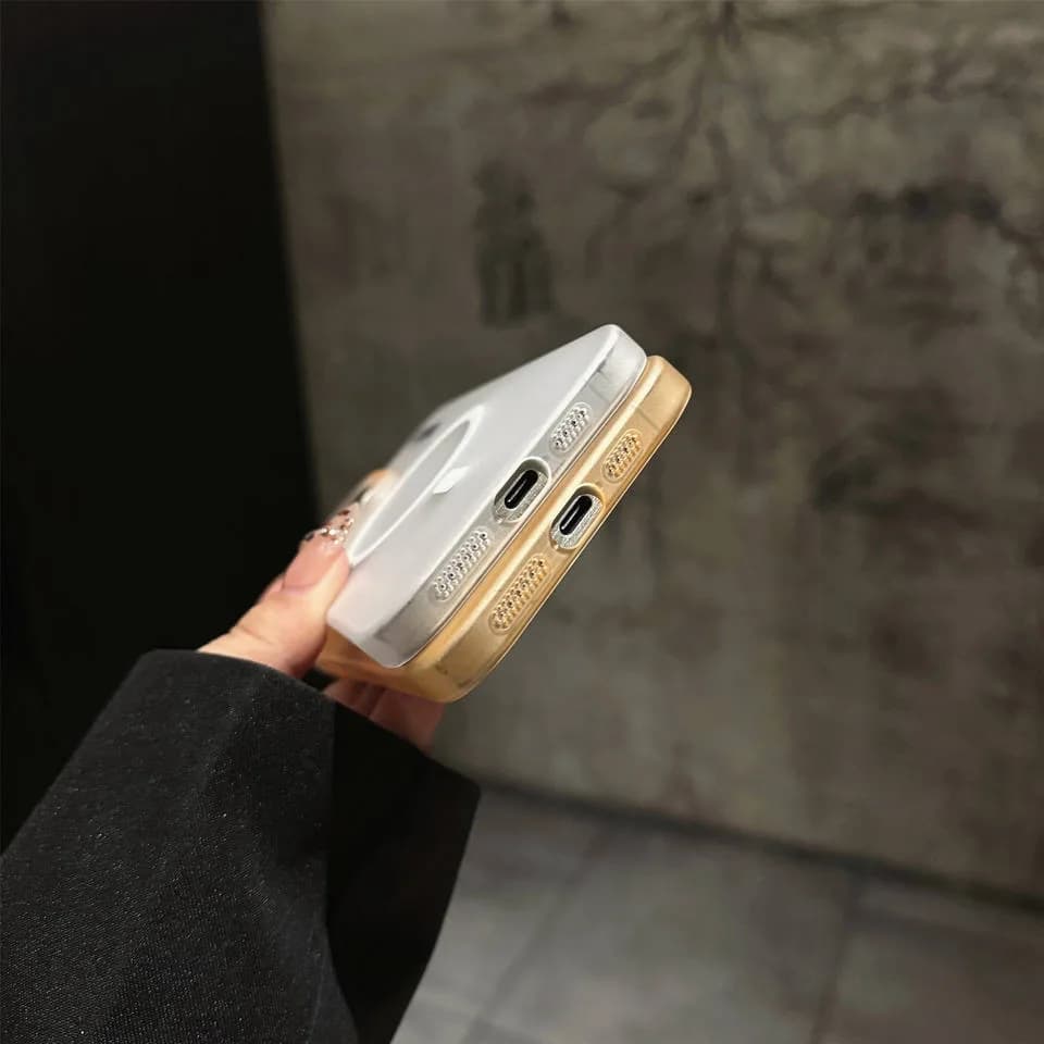 Fashion Skin-sensitive Magnetic Scrub Mobile Phone Case for iPhone