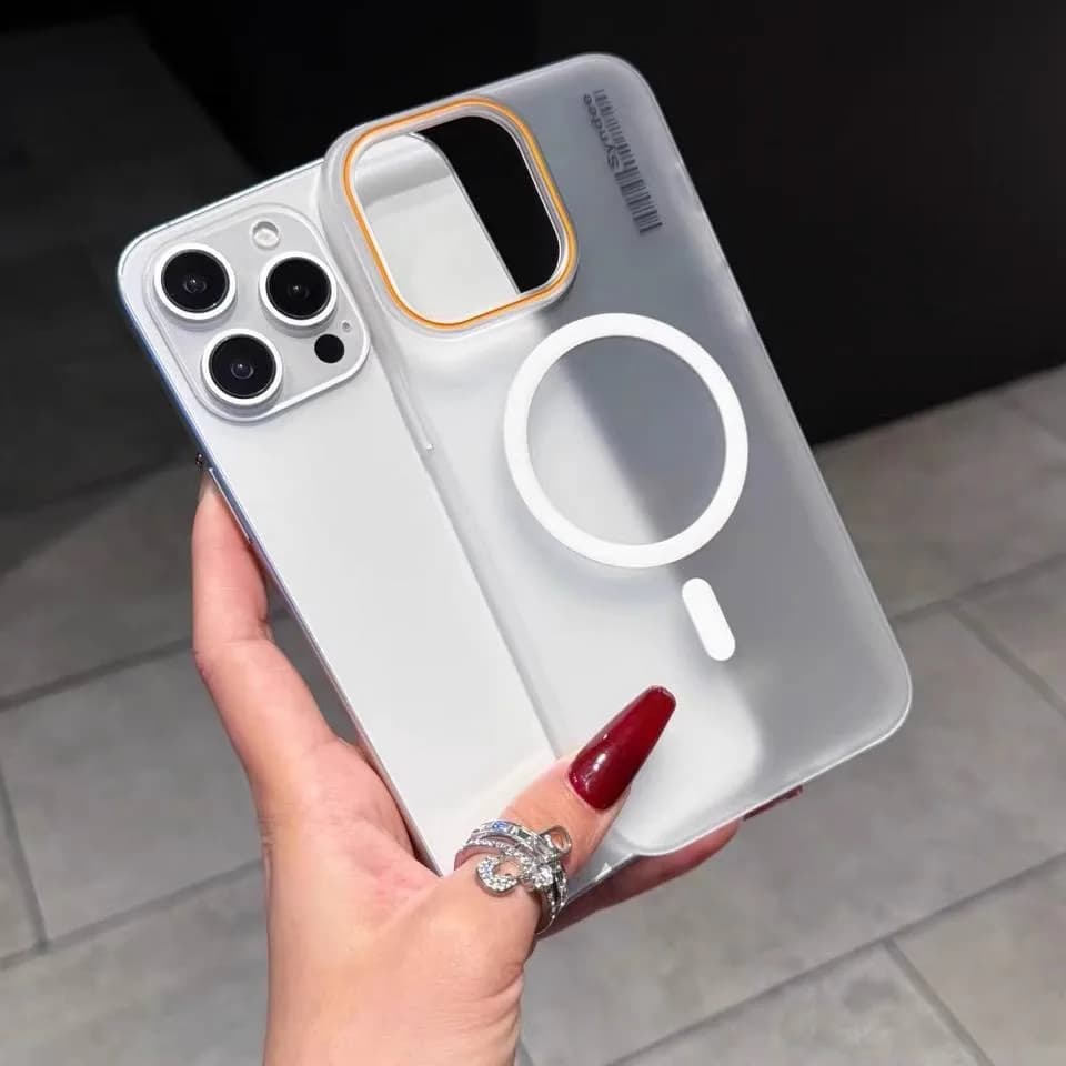 Fashion Skin-sensitive Magnetic Scrub Mobile Phone Case close-up