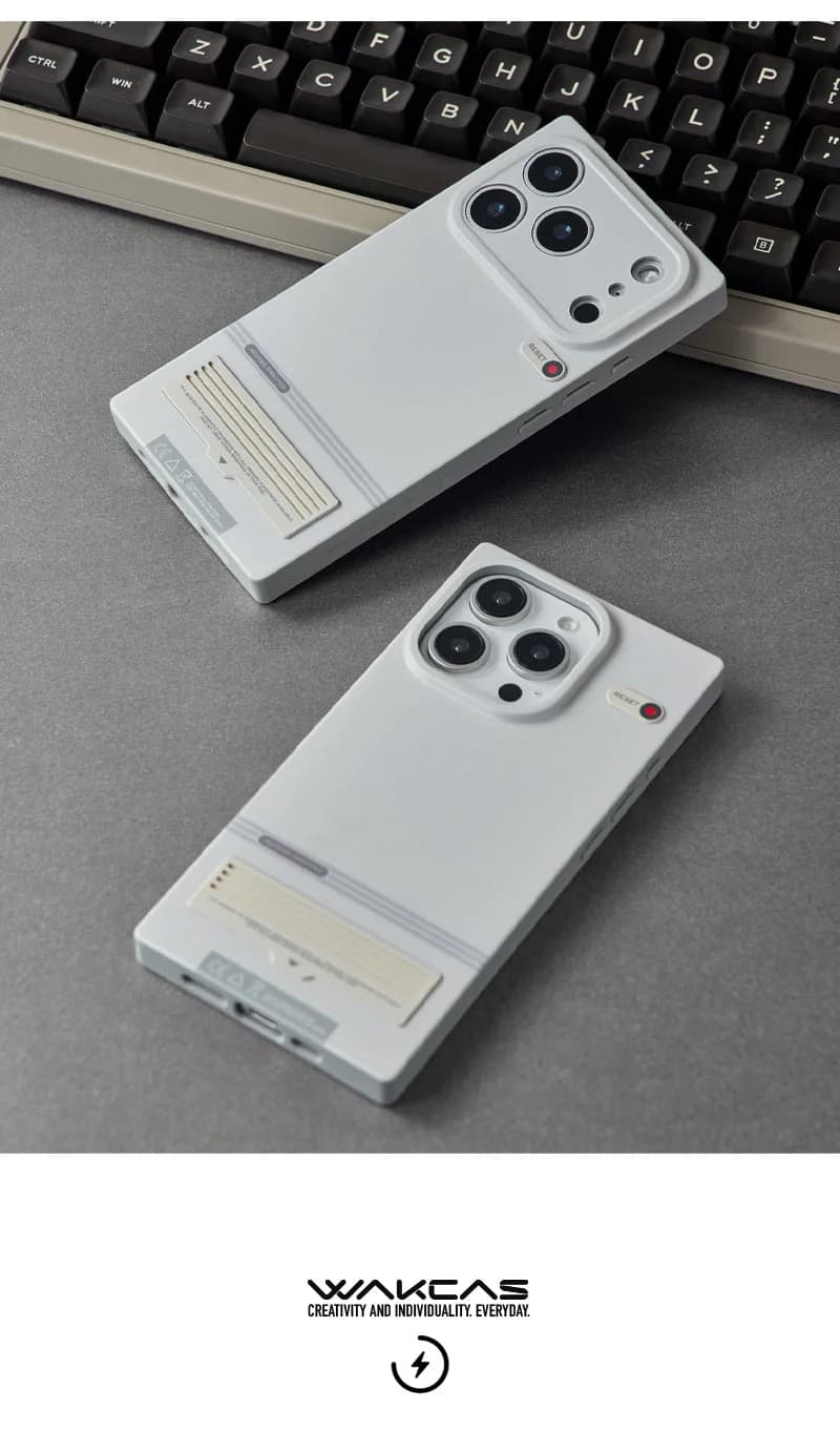 WAKCAS Gray Square Retro Terminal MagSafe iPhone Case
