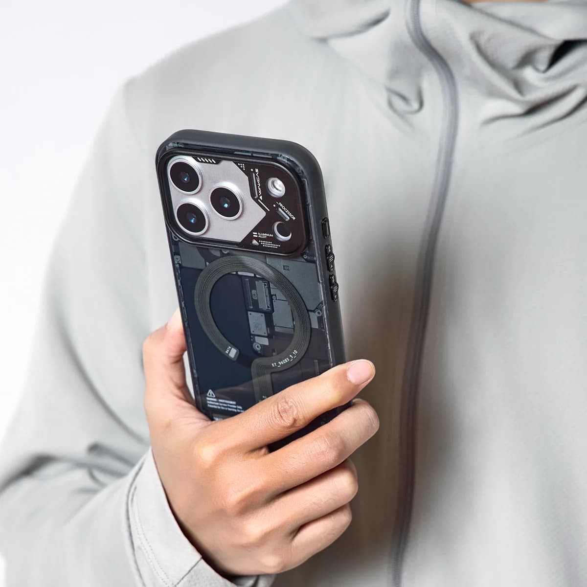 Circuit Design Magnetic Apple iPhone Case – Trendy Mechanical Style
