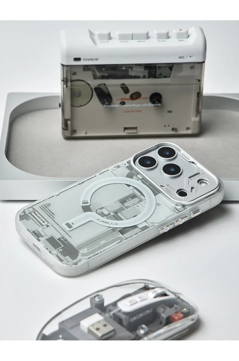 Circuit Design Magnetic Apple iPhone Case – Trendy Mechanical Style
