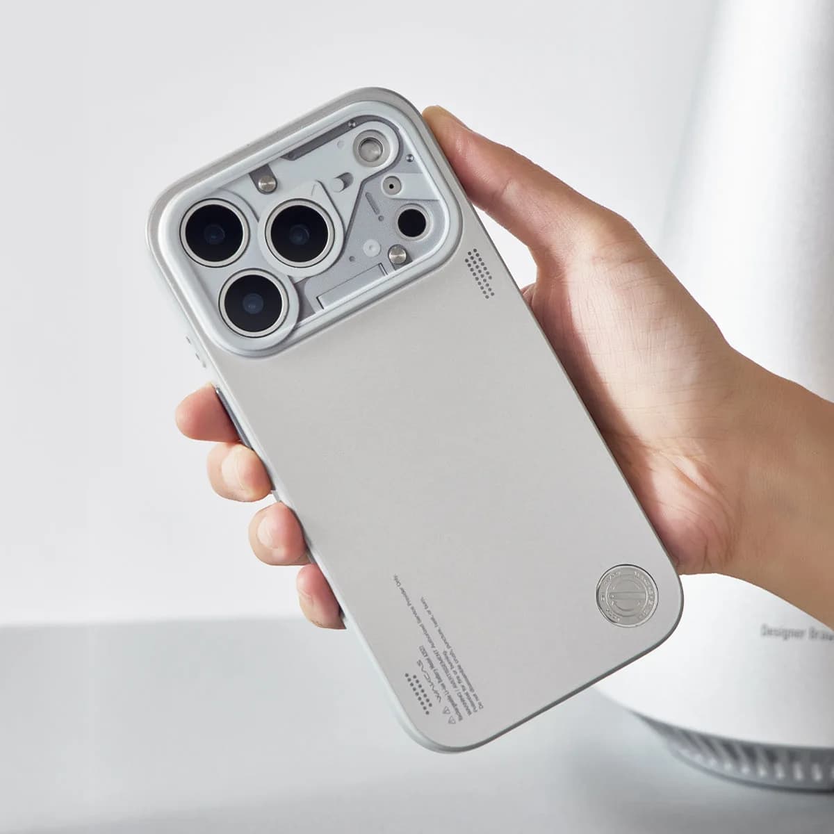 WAKCAS Mechanical MagSafe iPhone Case