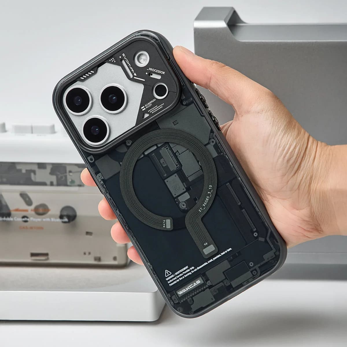 Circuit Design Magnetic Apple iPhone Case – Trendy Mechanical Style