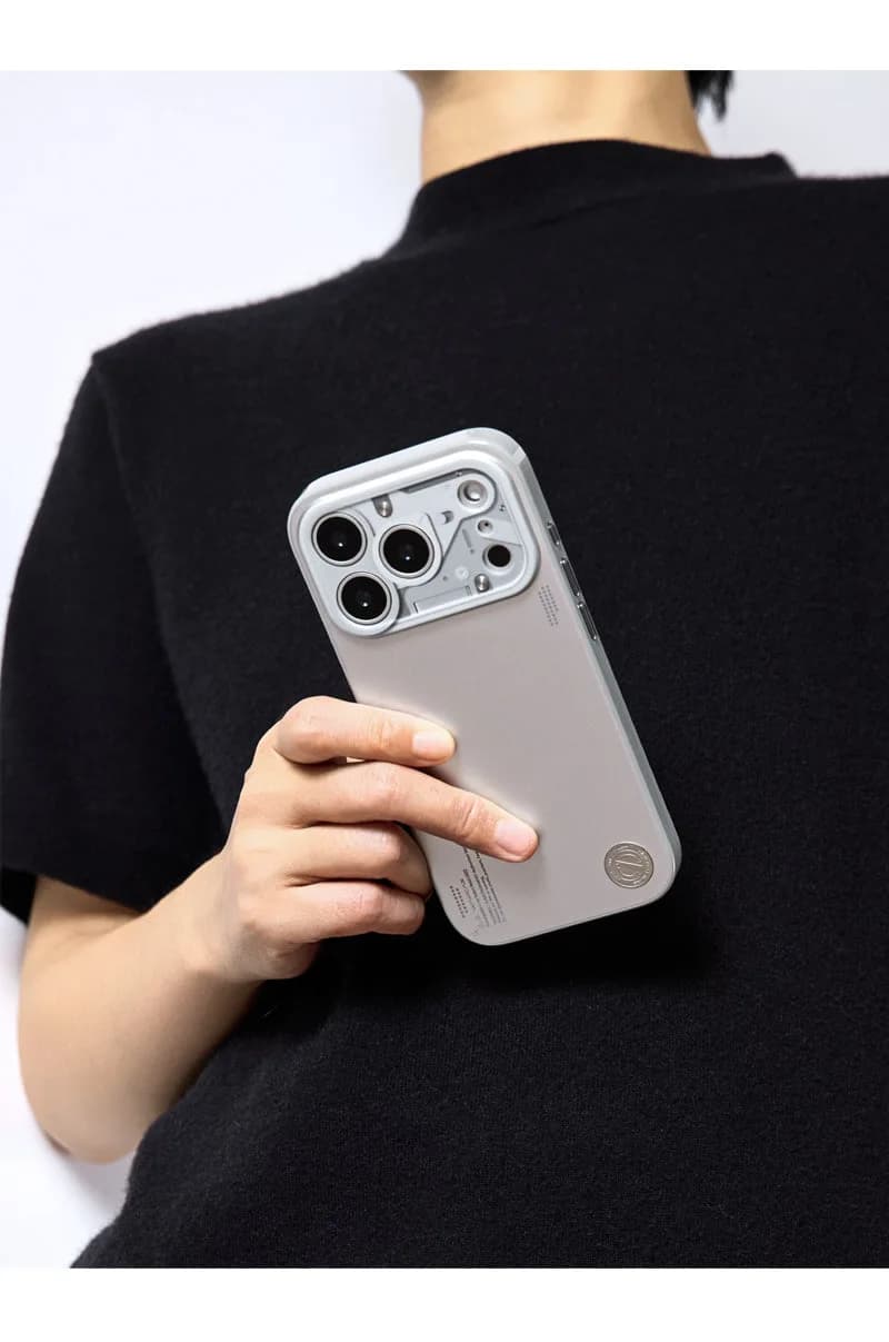 WAKCAS Mechanical MagSafe iPhone Case
