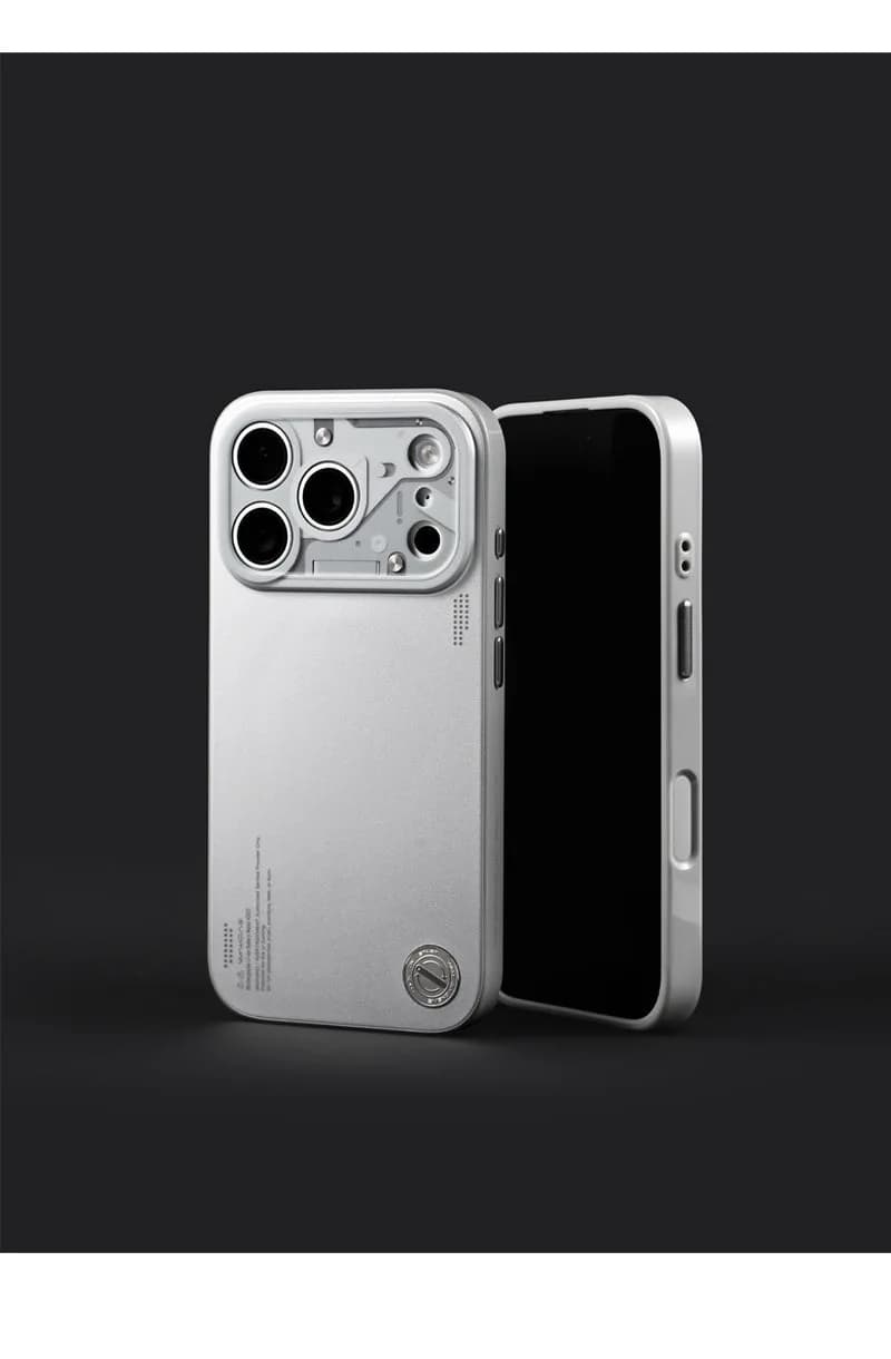 WAKCAS Mechanical MagSafe iPhone Case