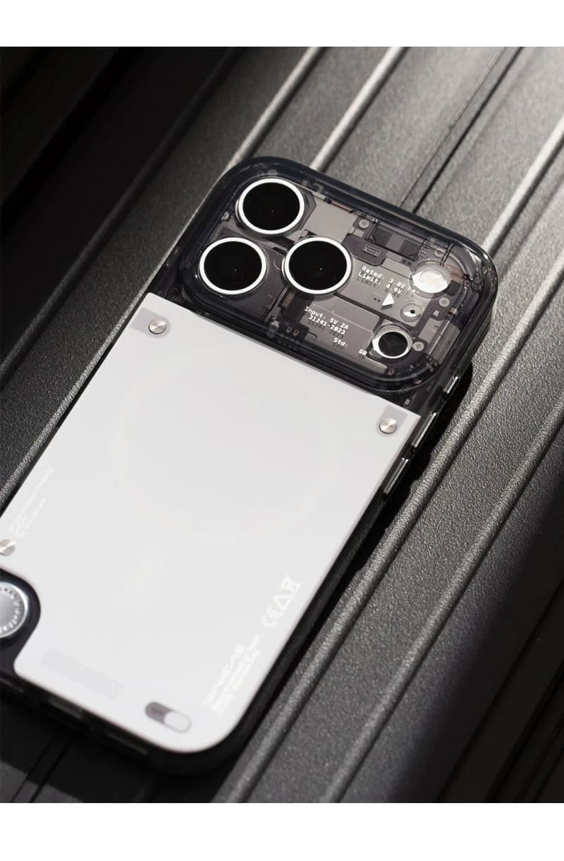 WAKCAS Gloss Black See-Through MagSafe iPhone Case