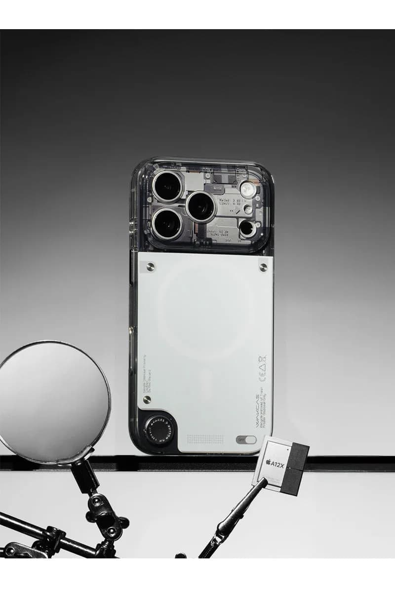 WAKCAS Gloss Black See-Through MagSafe iPhone Case